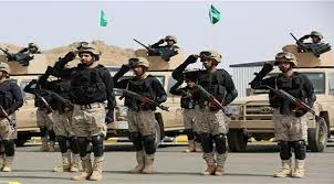 قوات الأمن السعودية تعتقل 13 متطرفاً لتخطيطهم لهجمات
