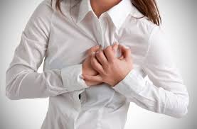 الهبات الساخنة المبكرة قد تشير إلى مخاطر أكبر على القلب