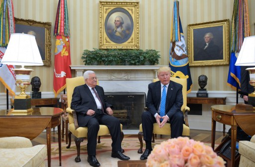 زيارة عباس للبيت الأبيض تثبت أن السلطة الفلسطينية قوية حتى عندما تكون ضعيفة