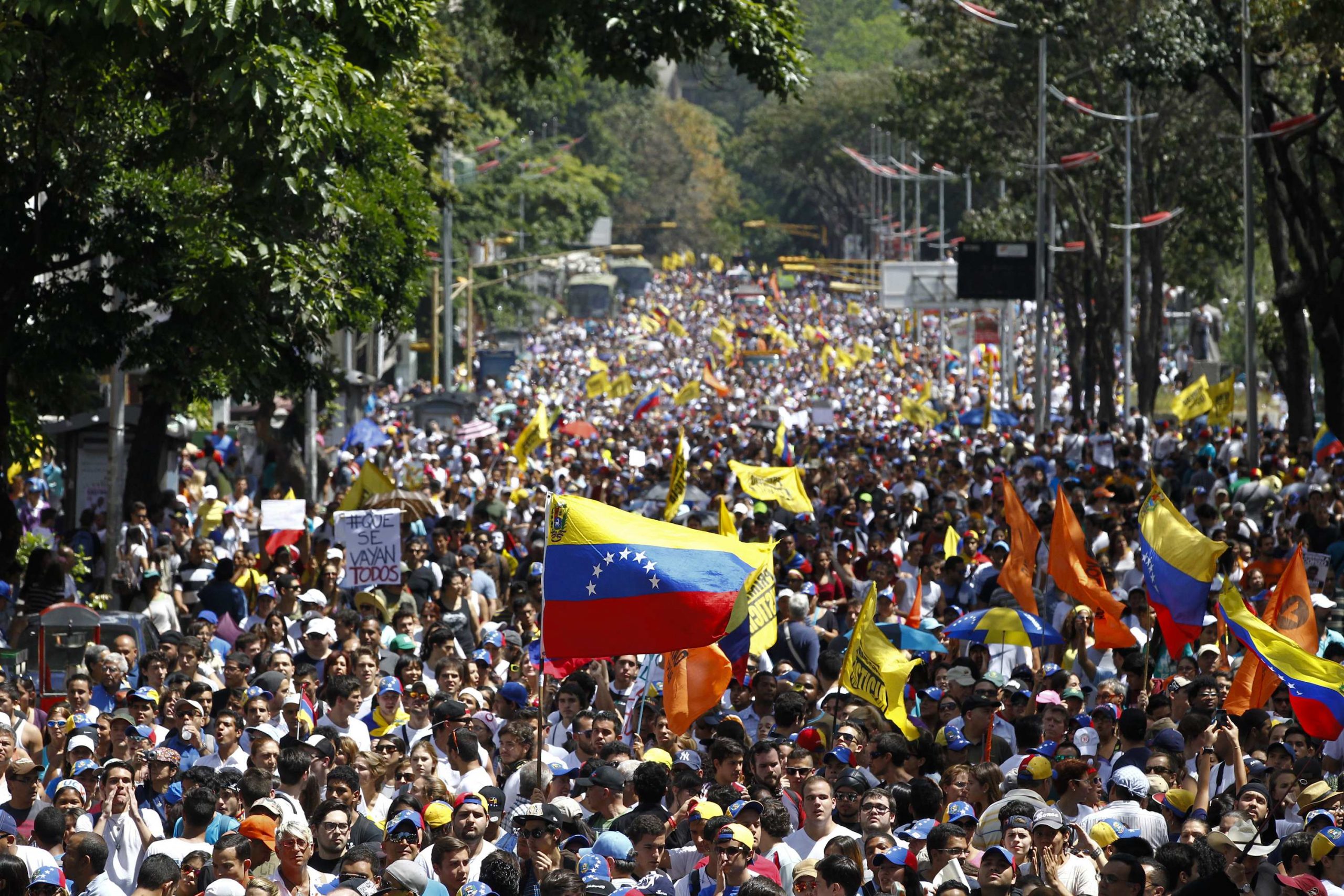 واشنطن تدرج قضاة فنزويليين على لائحتها المالية السوداء