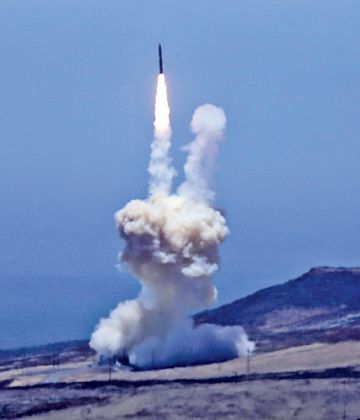 أميركا تختبر دفاعاً صاروخياً يحمي أراضيها من هجوم كوري شمالي