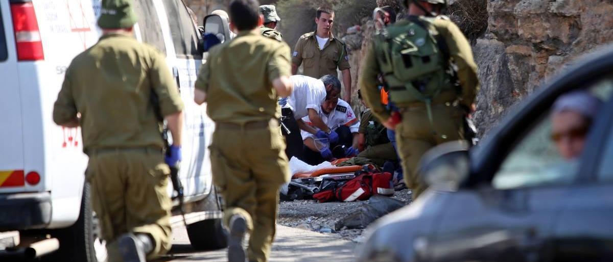 الجيش الإسرائيلي: مسلح فلسطيني يقتل إسرائيليين ويصيب 2 آخرين بالضفة