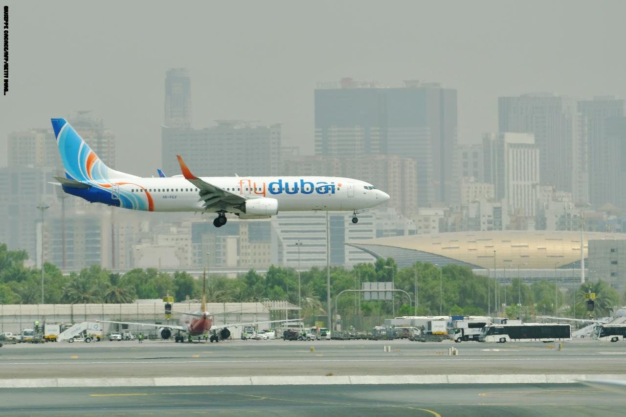 إيقاف حركة الطيران في مطار دبي بسبب “درون” وعودتها مرة أخرى