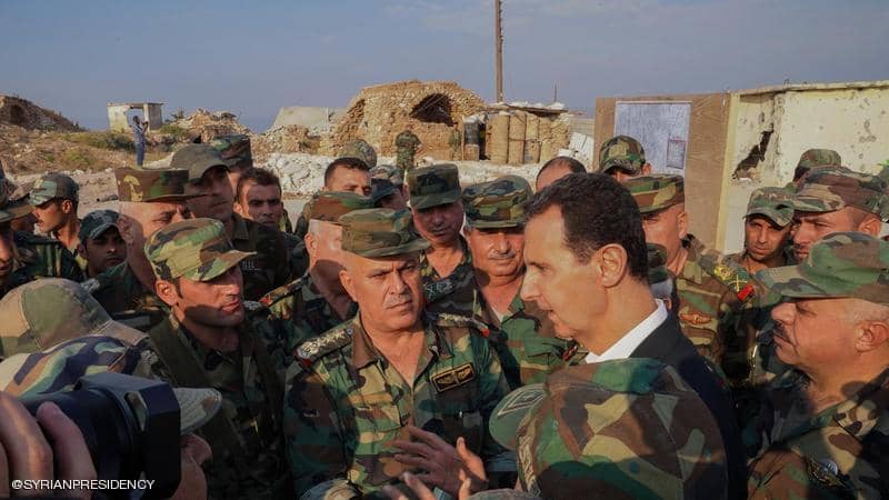 الأسد يزور جبهة إدلب قرب مسلحي المعارضة ويصف أردوغان بأنه “لص”