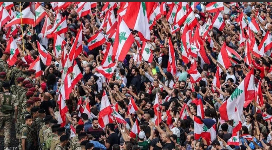 قوات الأمن اللبنانية تشتبك مع محتجين قبل تصويت البرلمان على الثقة بالحكومة