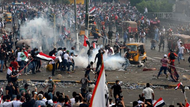 اندلاع اشتباكات جديدة في بغداد رغم دعوة السيستاني للهدوء