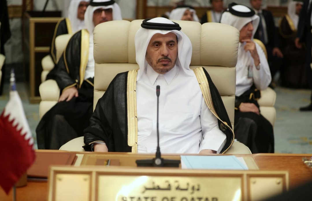 رئيس وزراء قطر يحضر القمة الخليجية بالرياض لكنه لم يتطرق للمقاطعة