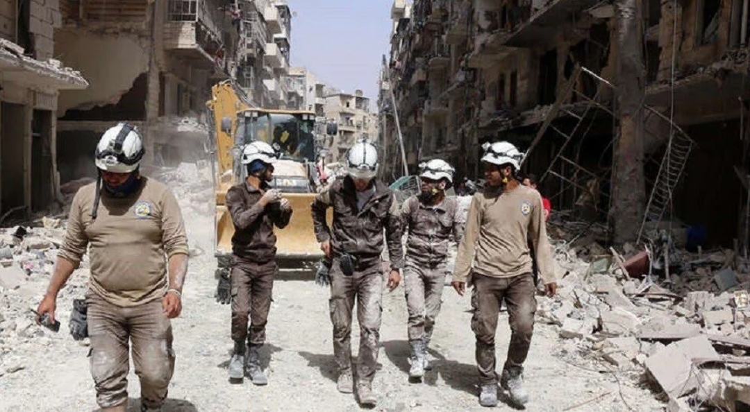 الخوذ البيضاء تستعد لاستفزاز كيميائي جديد في إدلب
