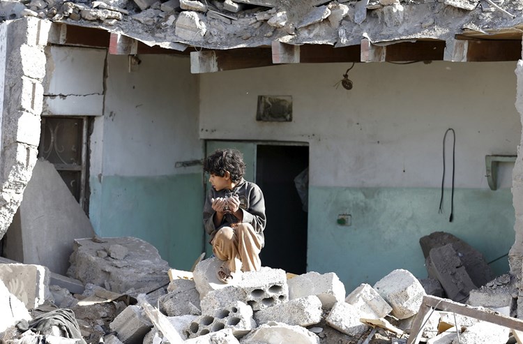 “ستراتفور”: بعد خمس سنوات من الحرب، السعوديون يريدون الخروج من اليمن