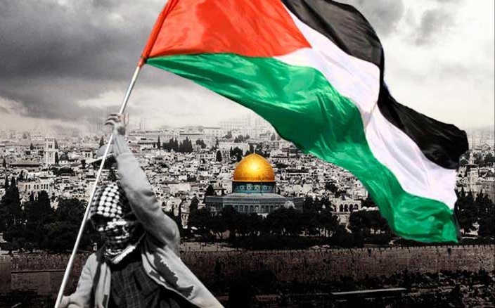 هآرتس: إجراء الانتخابات يمكن أن ينشّط السياسة الفلسطينية بشرط عدم تدخّل إسرائيل