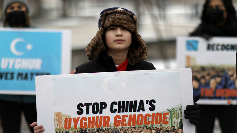 الولايات المتحدة وكندا تفرضان عقوبات على الصين بسبب الأيغور