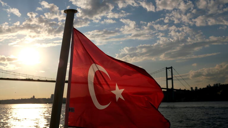 تركيا تبلغ إسرائيل عن استعدادها لإعادة تبادل السفراء