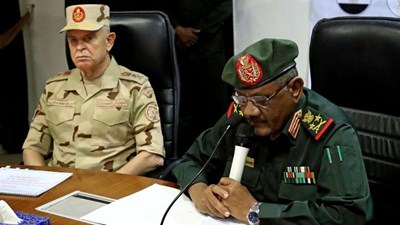 “المونيتور”: السودان يحتل الصدارة في الاستراتيجية الإقليمية الأميركية
