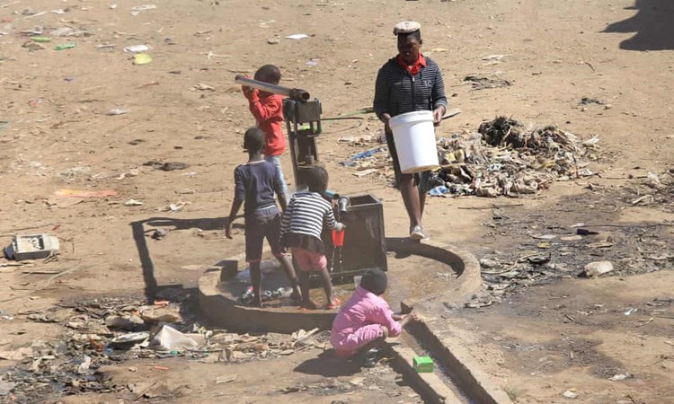 البنك الدولي: نحو 8 ملايين من الزيمبابويين في فقر مدقع