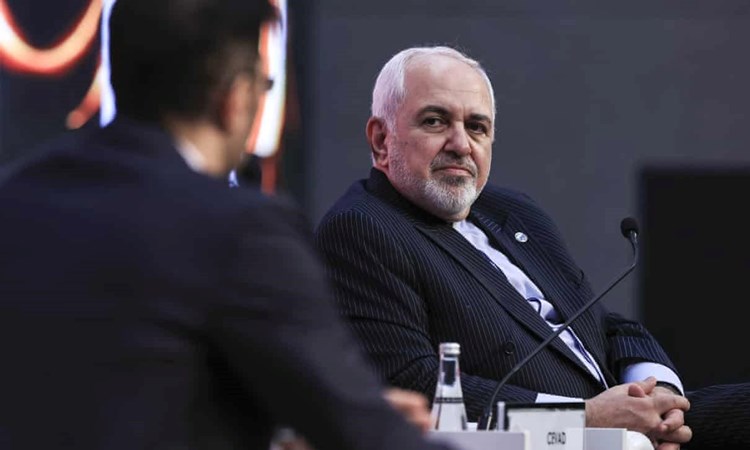 “الغارديان”: إيران وروسيا تتحركان لملء الفراغ الدبلوماسي في أفغانستان