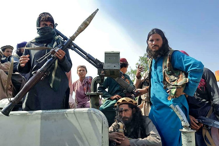 هذه قصة خلايا “طالبان” السرية التي أسقطت كابول