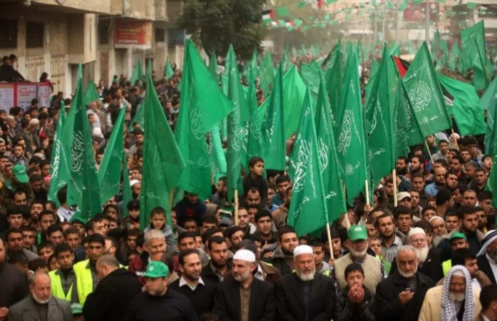 باحث إسرائيلي : “حماس” تحضر “مفاجآت” قبيل جولة القتال المقبلة