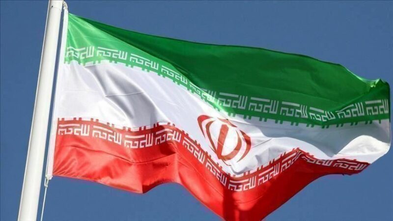الرئيس الإيراني: إيران لن تترك طاولة المفاوضات وتصر على “حقوقها النووية”