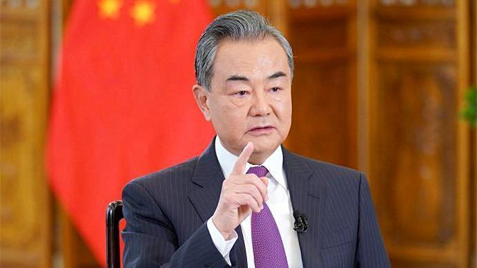 وزير الخارجية: الصين مستعدة لأن تكون قوة استقرار للنمو العالمي