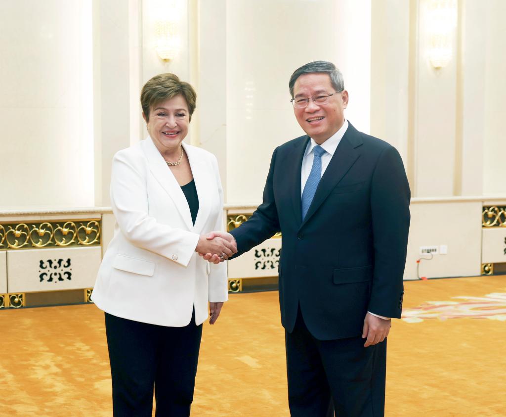 رئيس مجلس الدولة الصيني يدعو إلى تعاون أوثق مع صندوق النقد الدولي
