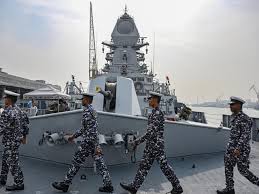 ماذا تفعل البحرية الهندية في البحر الأحمر؟